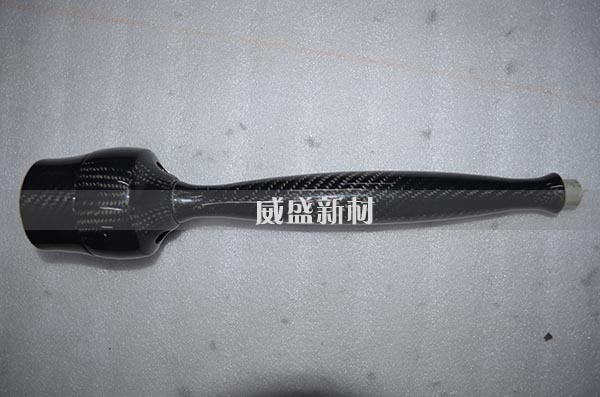 金屬制品表面包覆碳纖維